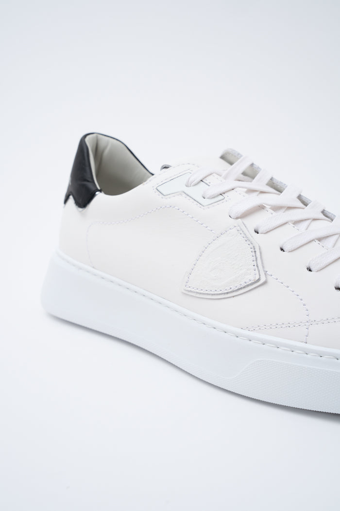 sneaker-3
