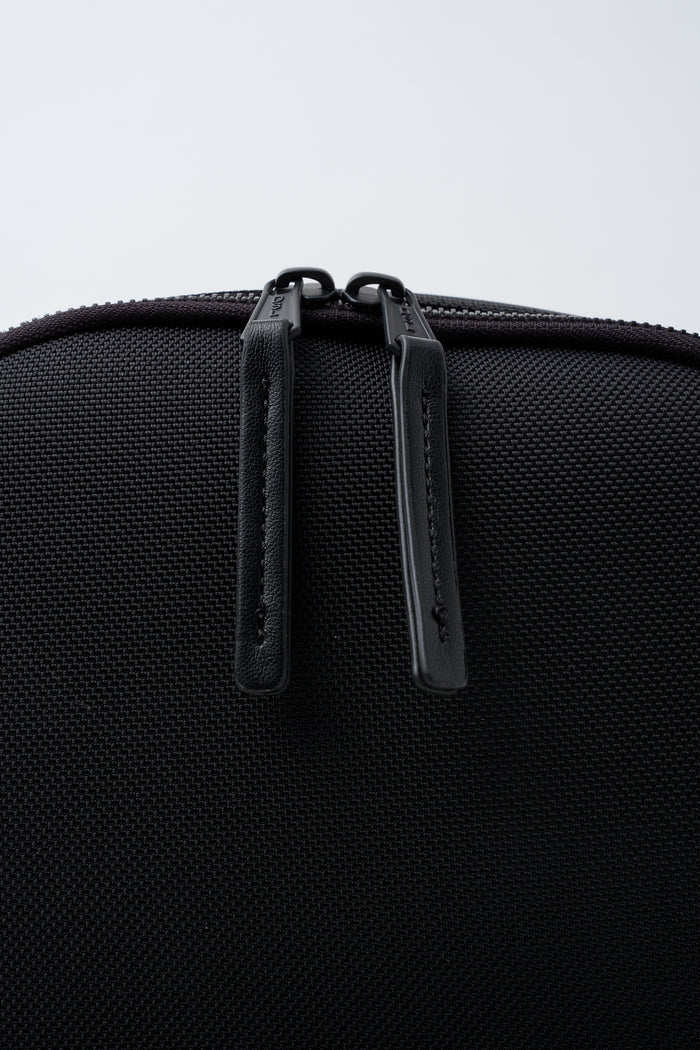holi-d-zaino-in-nylon-con-logo-oval-d-4