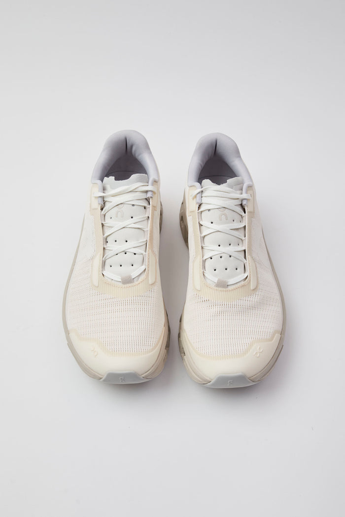 sneaker-cloudmonster-void-3