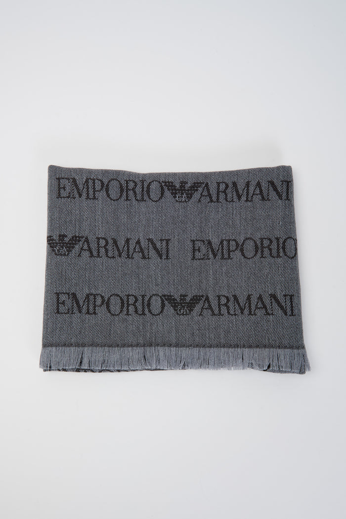 sciarpa-misto-lana-vergine-logo-lettering-jacquard-e-frange-3