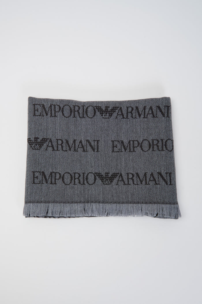 sciarpa-misto-lana-vergine-logo-lettering-jacquard-e-frange-3