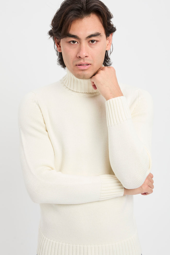 rollkragenpullover-aus-merinowolle-1