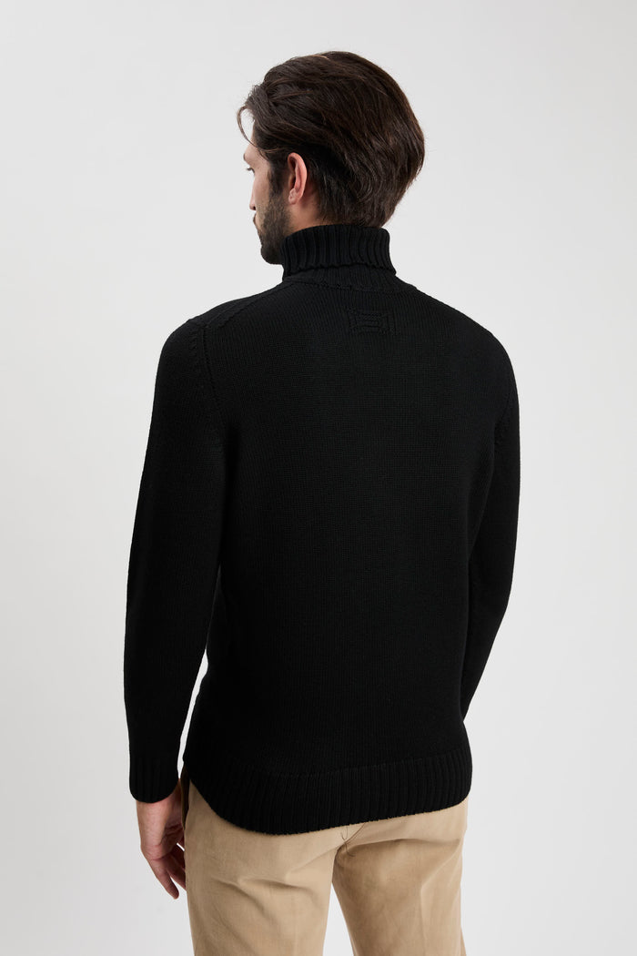 merino-wool-turtleneck-4