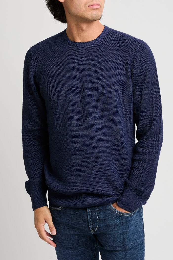 crew-neck-wool-sweater-3
