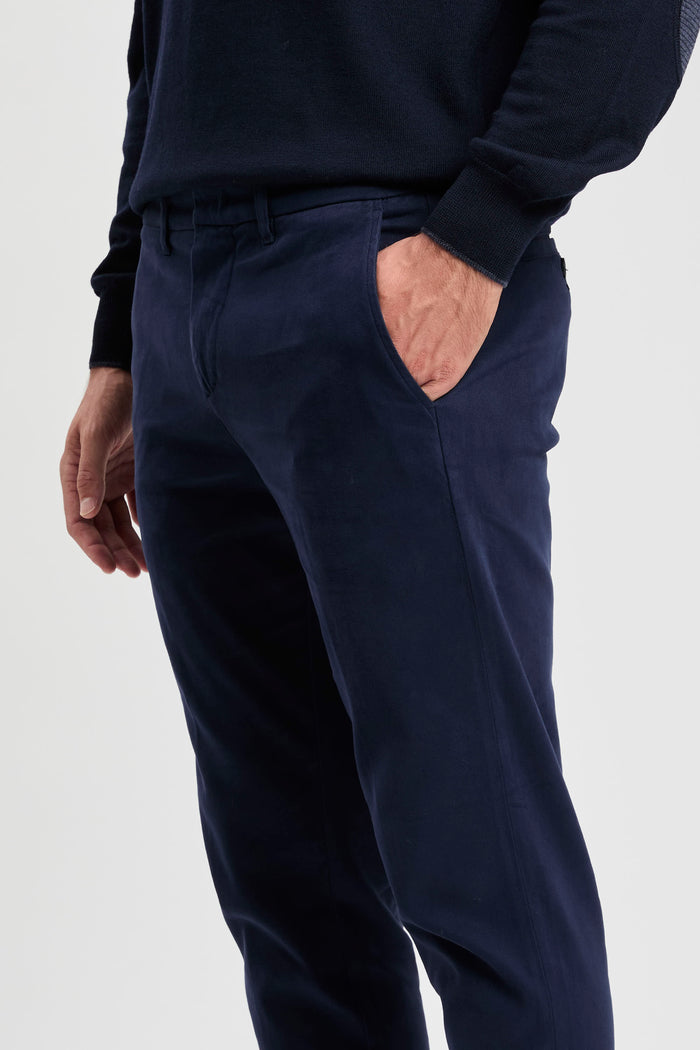 pantalone-slim-in-twill-di-cotone-3
