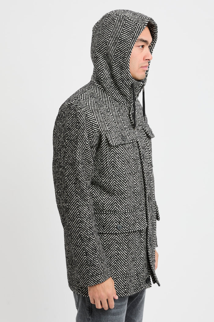 langer-parka-aus-r-wolle-mit-fischgratenmuster-7