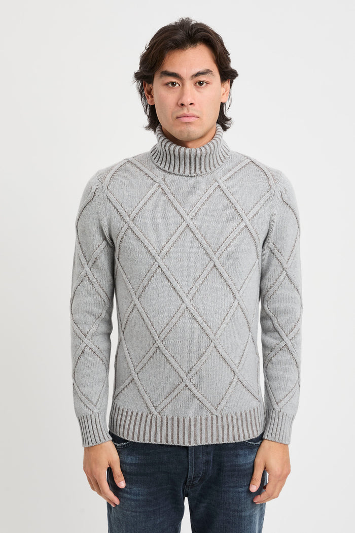 rollkragenpullover-aus-rauten-jacquard-1