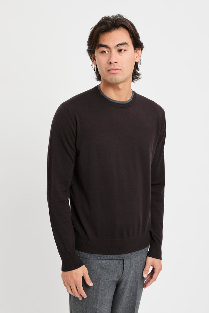 maglia-girocollo-con-profili-a-contrasto-1