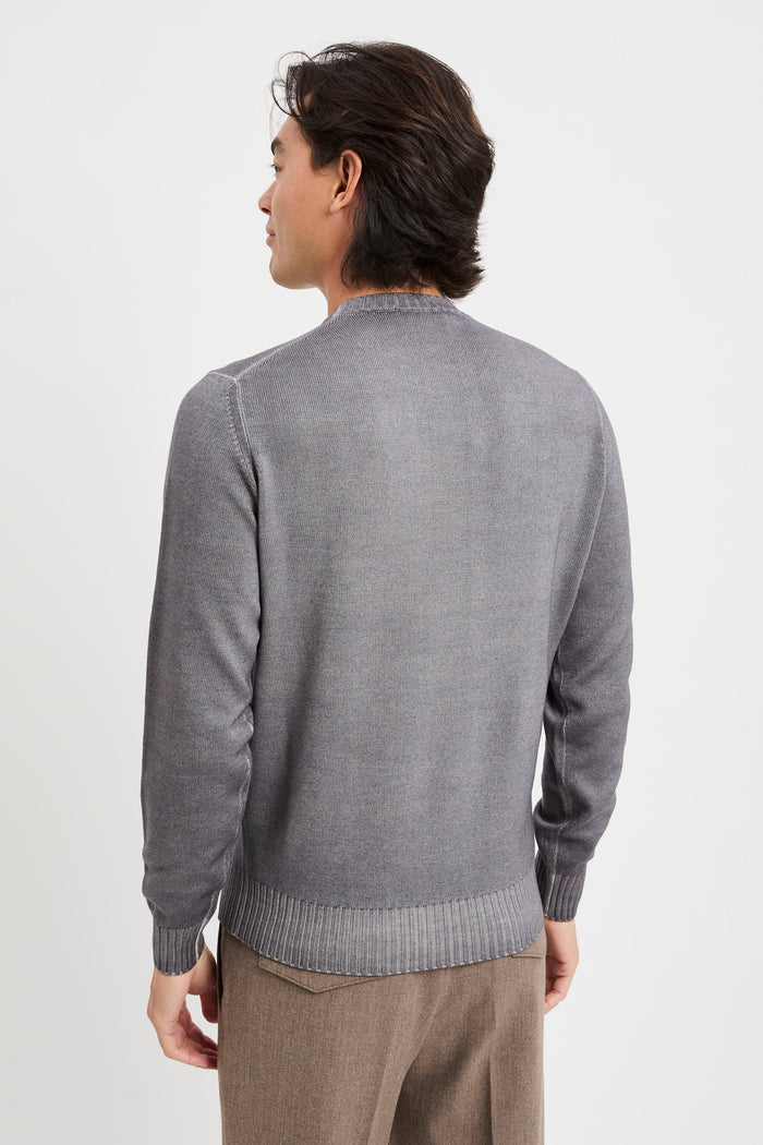 crew-neck-in-virgin-wool-4