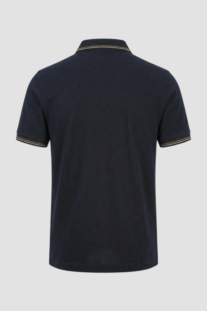 schlank-geschnittenes-poloshirt-aus-stretch-pique-mit-micro-adler-3