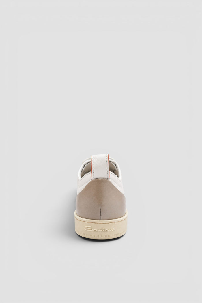 sneaker-off-duty-in-pelle-5