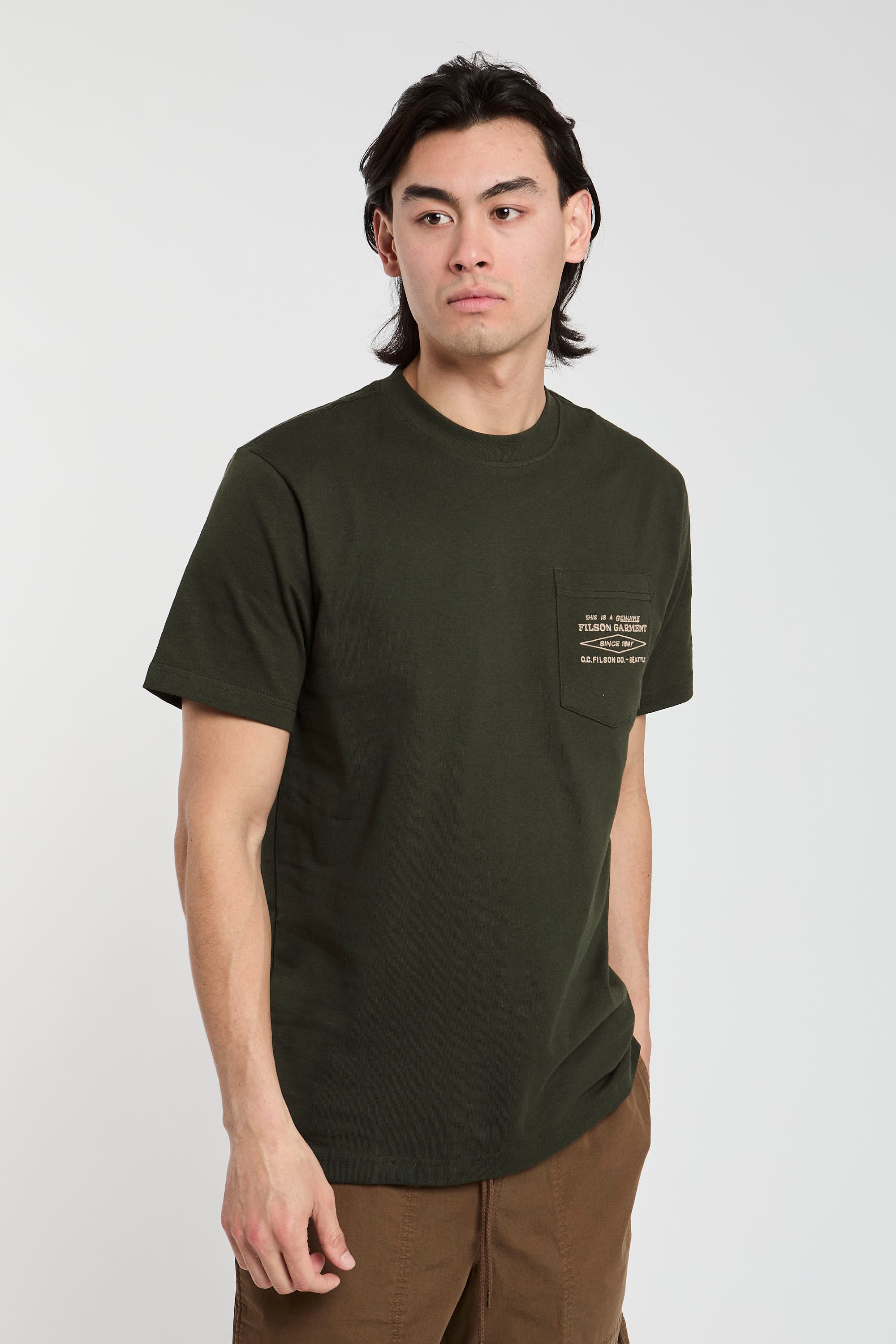 T-shirt con taschino ricamato-5