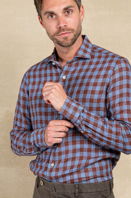 Shirt with checked pattern