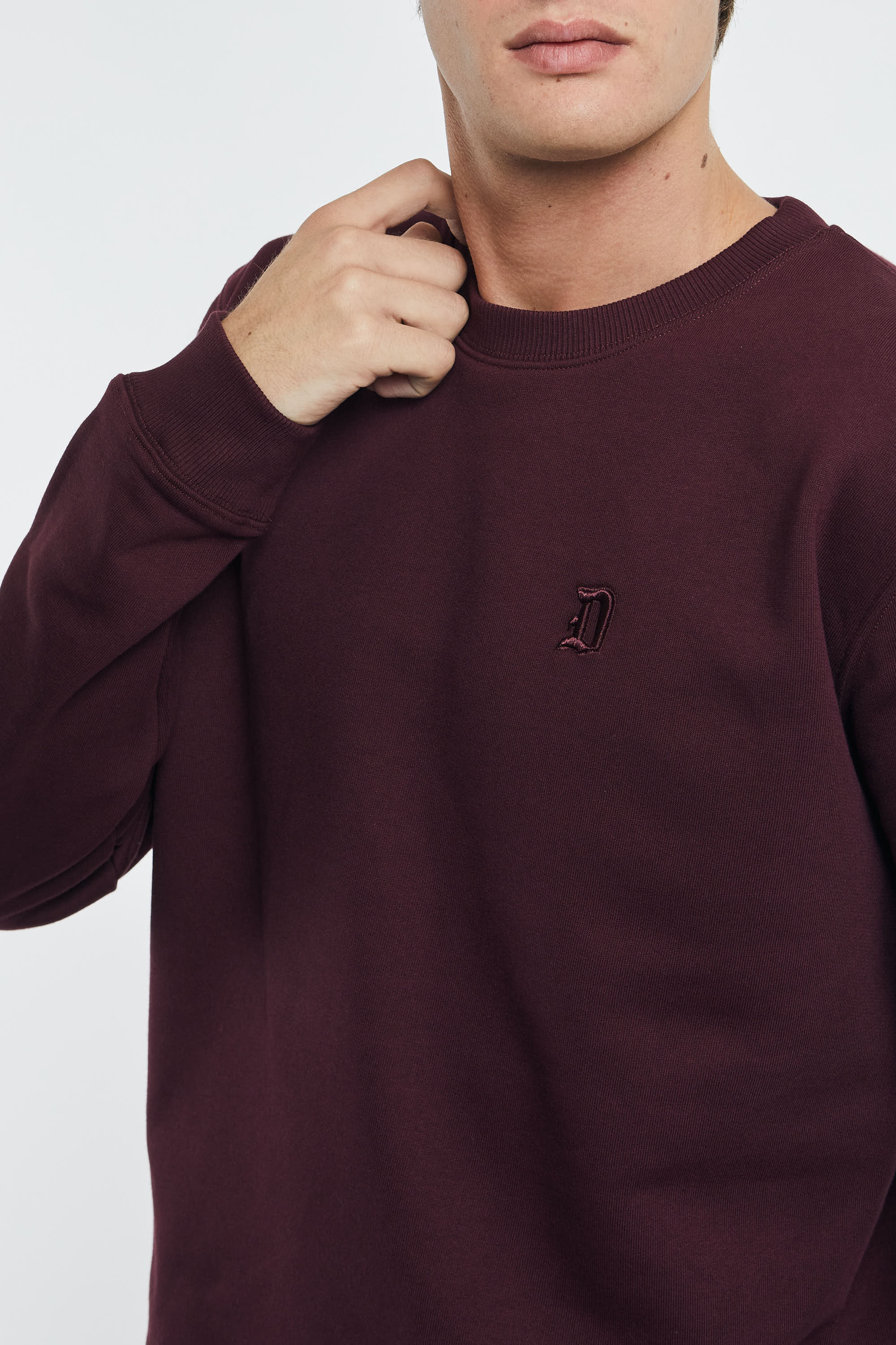 Sweatshirt with embroidered logo-6