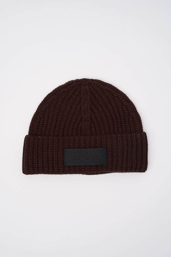 cappello-in-lana-tecnica-a-coste-1