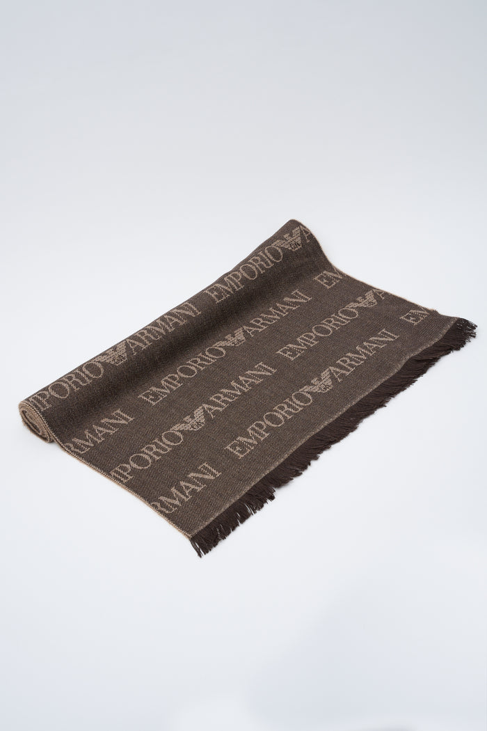 jacquard-schal-mit-logo-und-fransen-1