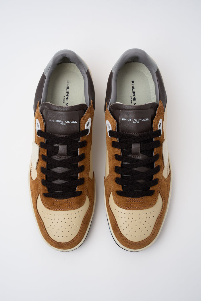 sneaker-3