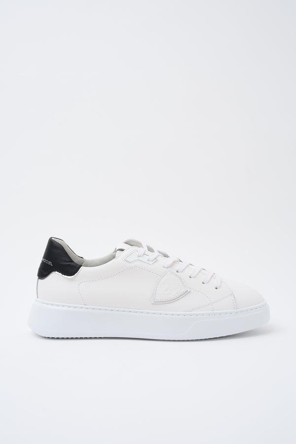 Sneaker - 1