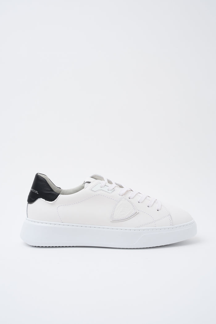 sneaker-1