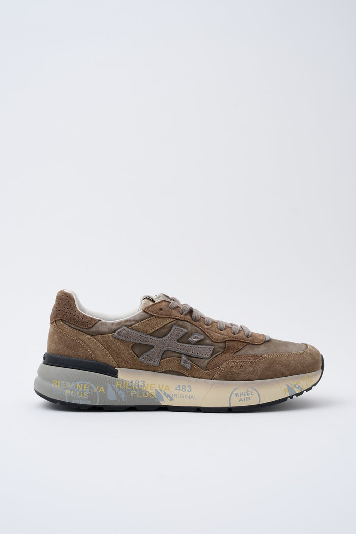 sneaker-mick-1