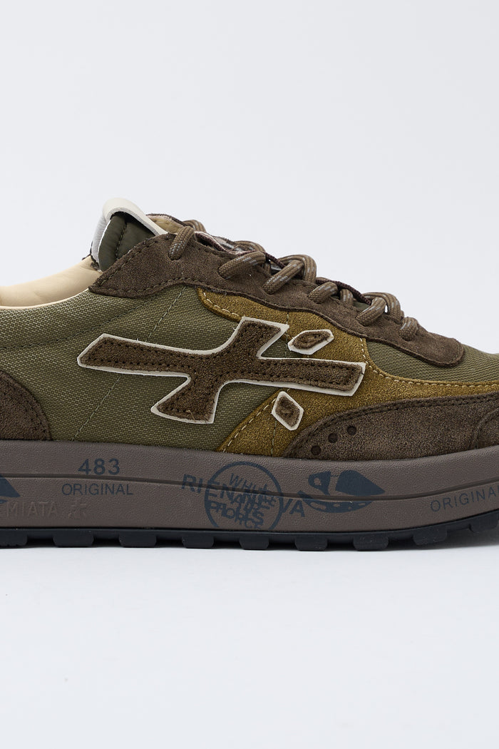 sneaker-nous-2