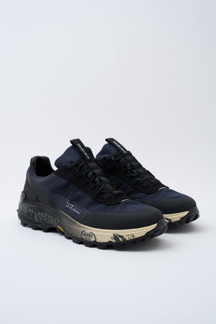 sneaker-devin-2
