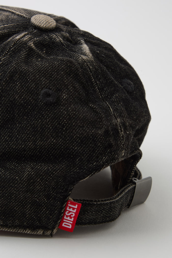cappello-da-baseball-in-denim-distressed-4