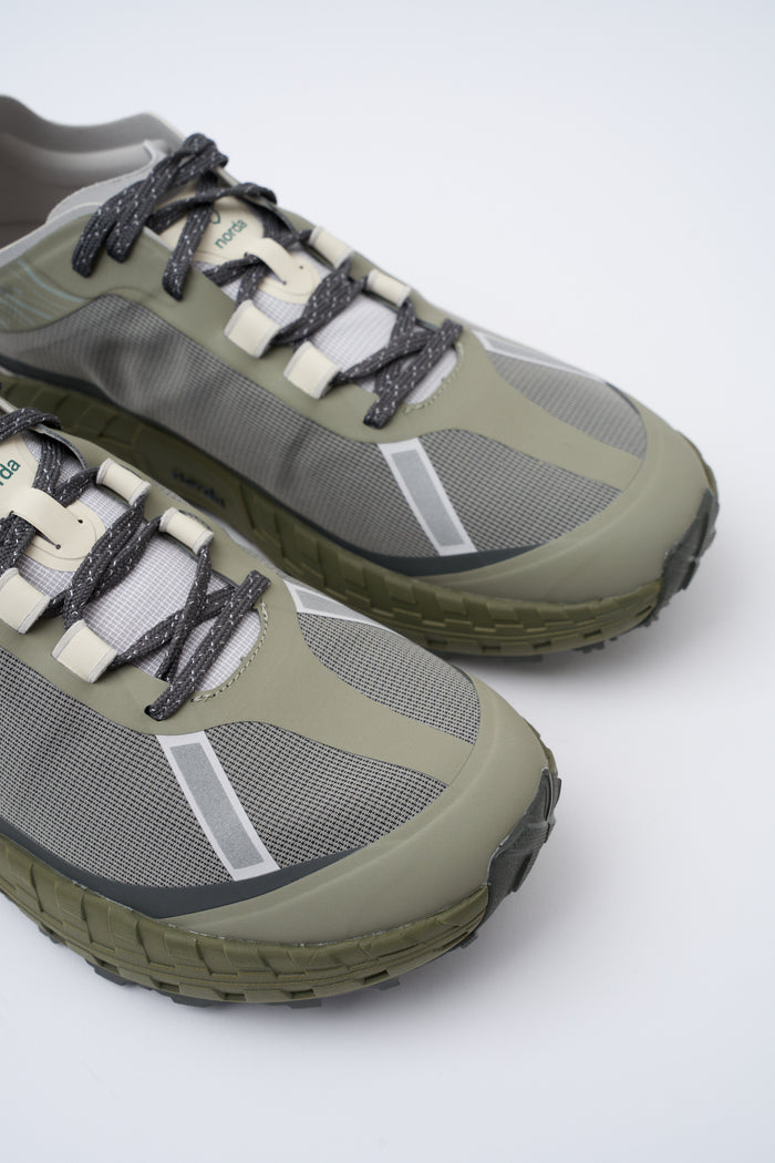 sneaker-3