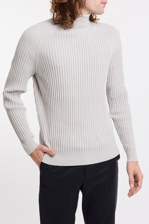 Velvet Rave Turtleneck Knit