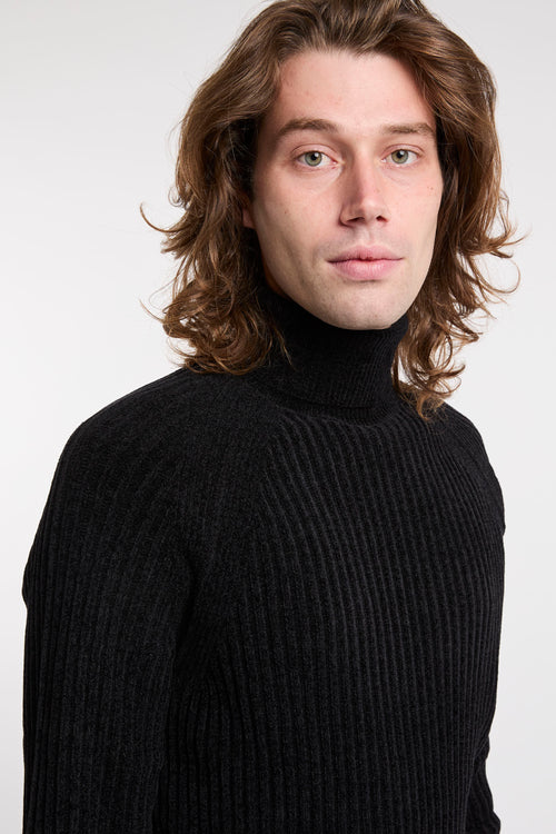 RRD Velvet Rave Turtleneck Knit Sweaters in Black