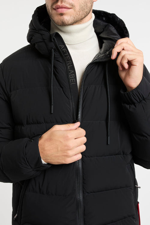 Verbier Jacke aus schwarzen Stoff von After Label-2