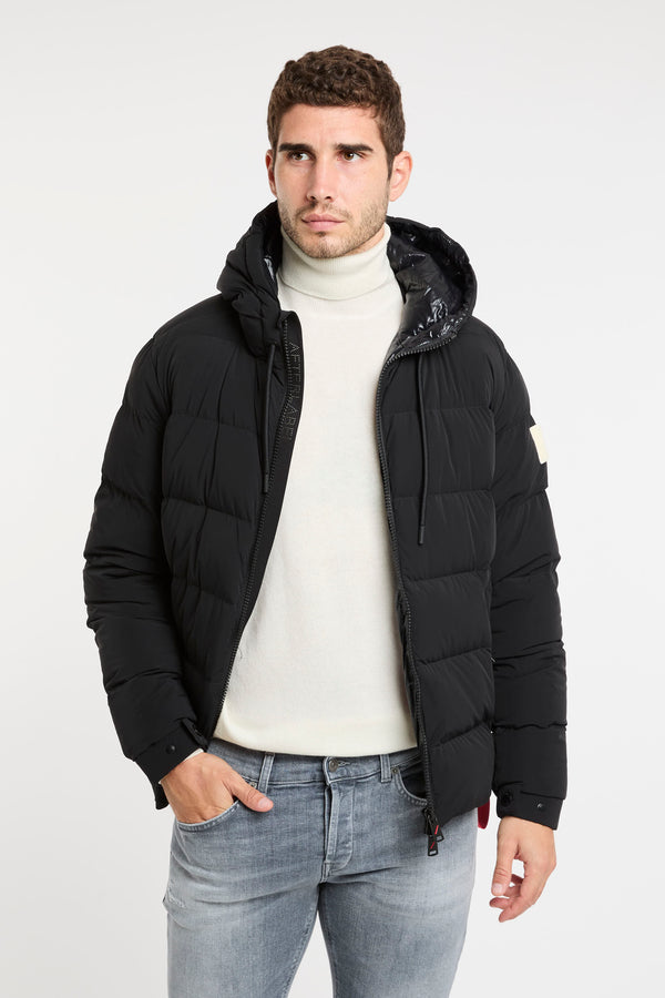 Verbier Jacke aus schwarzen Stoff von After Label - 5