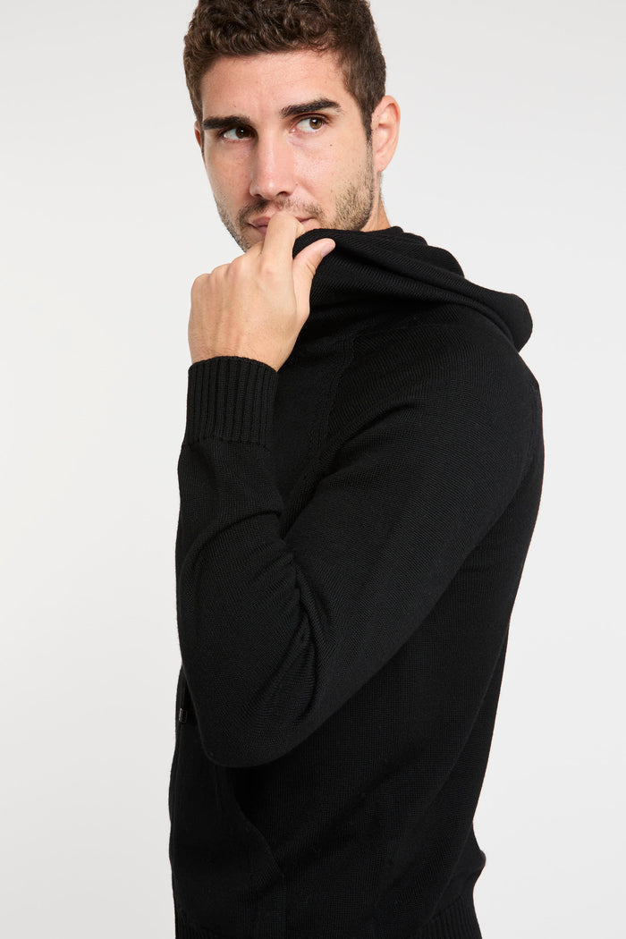 merino-wool-zip-sweater-black-by-drumohr-5