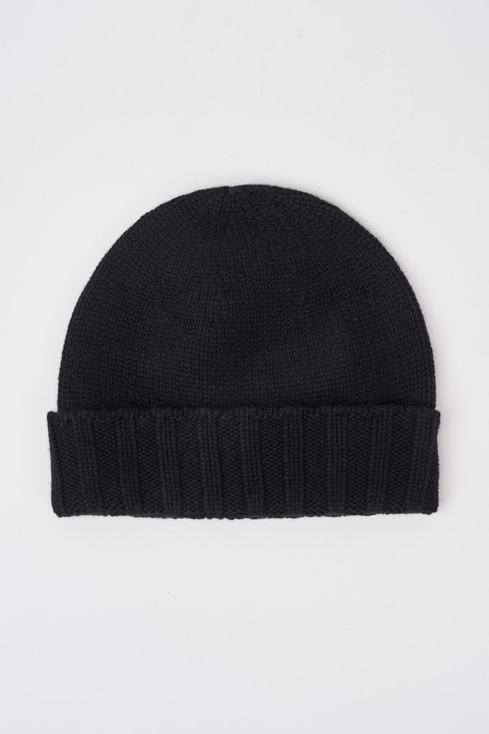 drumohr-black-cashmere-beanie-1