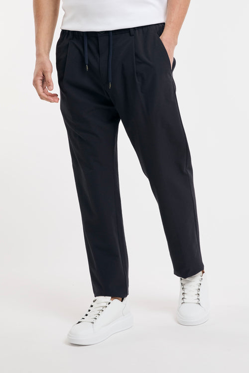 Pantalone in seer-crease