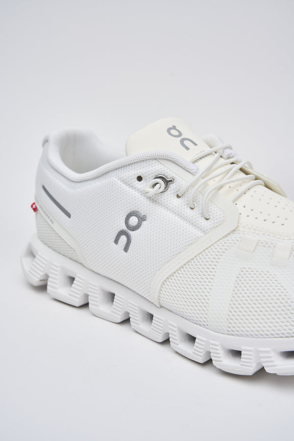 Cloud 5 Woven Fabric White Sneakers On - 4