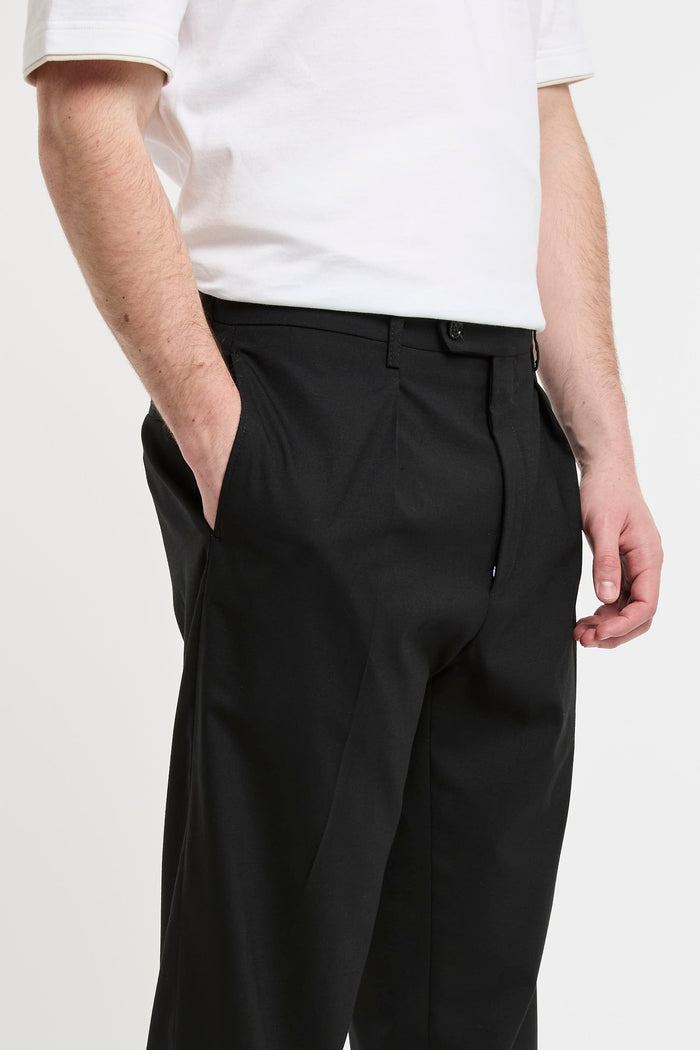 berwich-chiaia-hose-in-schwarz-4