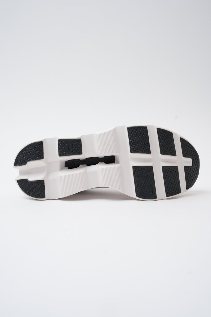 sneaker-cloudmonster-6