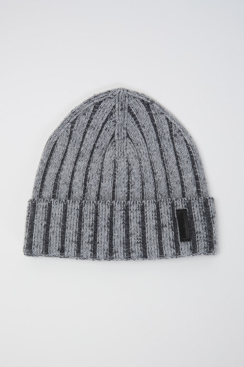  Mütze aus Woll- und Kaschmirmischung mit Interrippenstrick