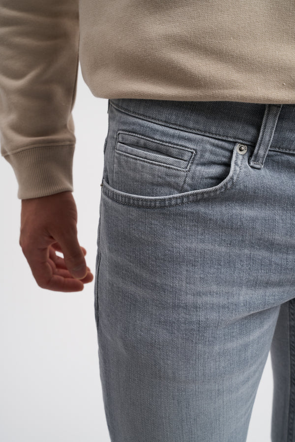 George Skinny Jeans aus recyceltem Stretch-Denim - 6