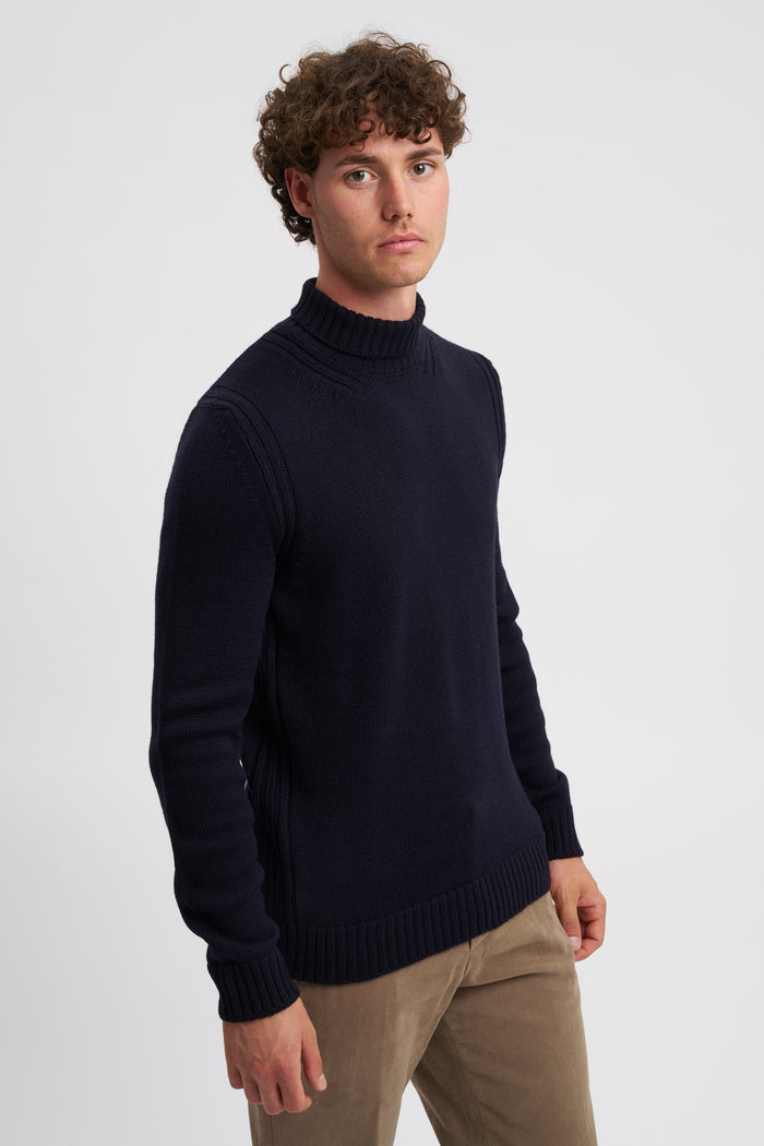 wool-turtleneck-1