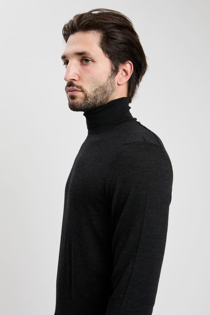 rollkragenpullover-aus-extrafeiner-merinowolle-4