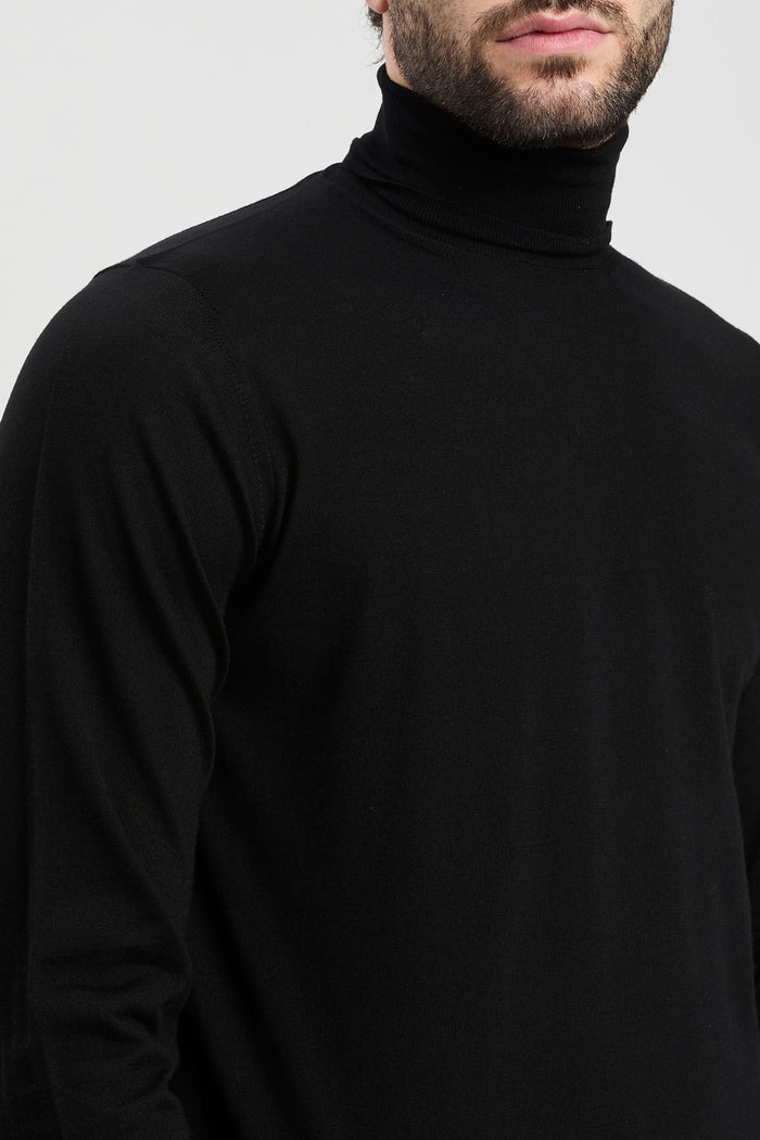 rollkragenpullover-aus-extrafeiner-merinowolle-3