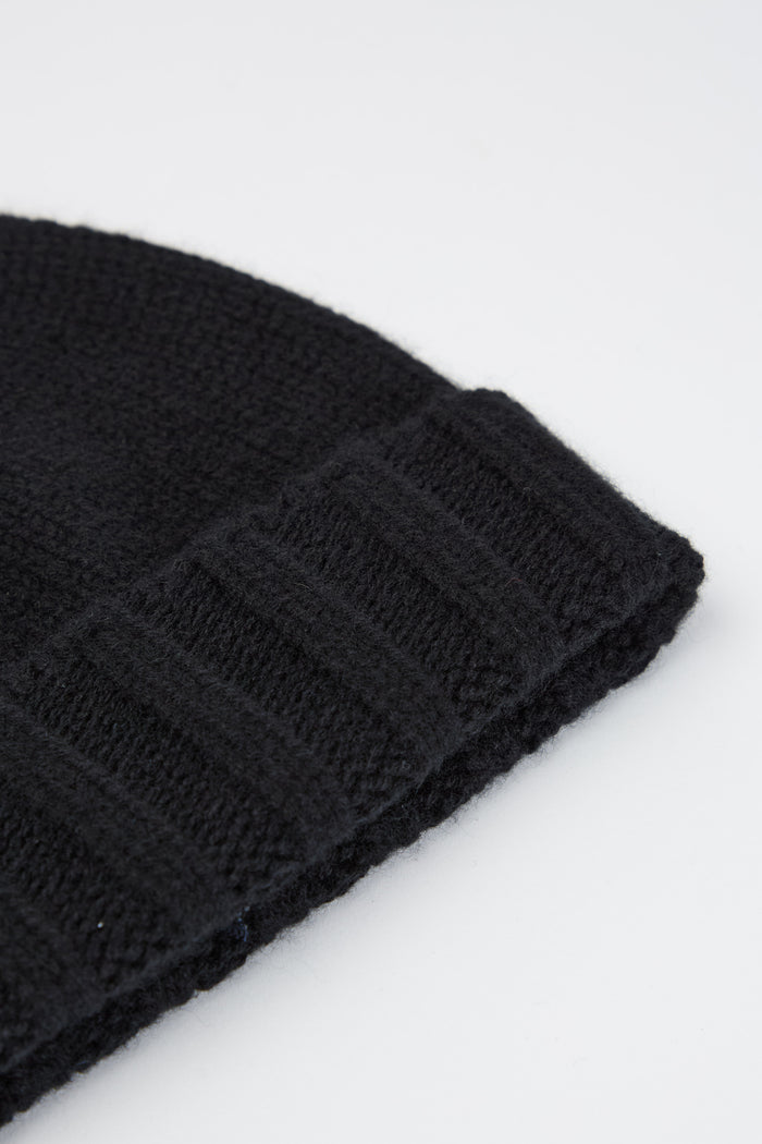 berretto-in-puro-cashmere-2