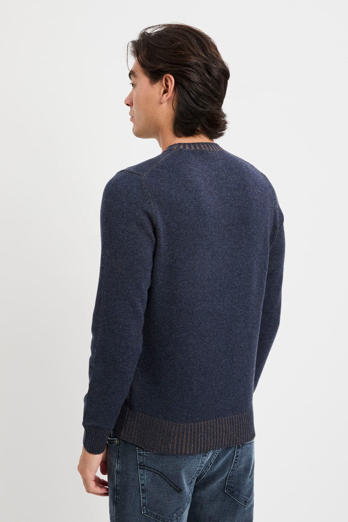 maglia-girocollo-in-misto-lana-e-cashmere-6