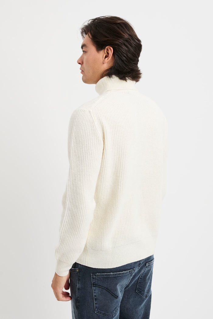 jacquard-turtleneck-6