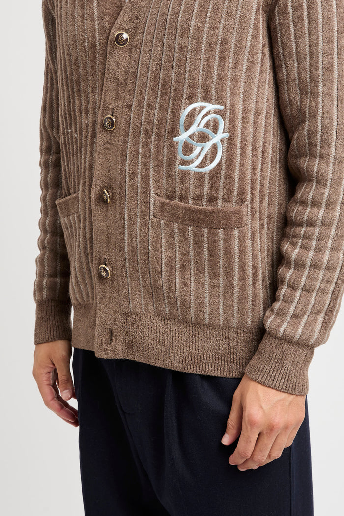 strickjacke-mit-monogramm-6