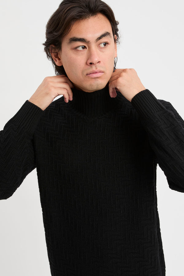 Rollkragenpullover mit diagonalen Maschen - 3