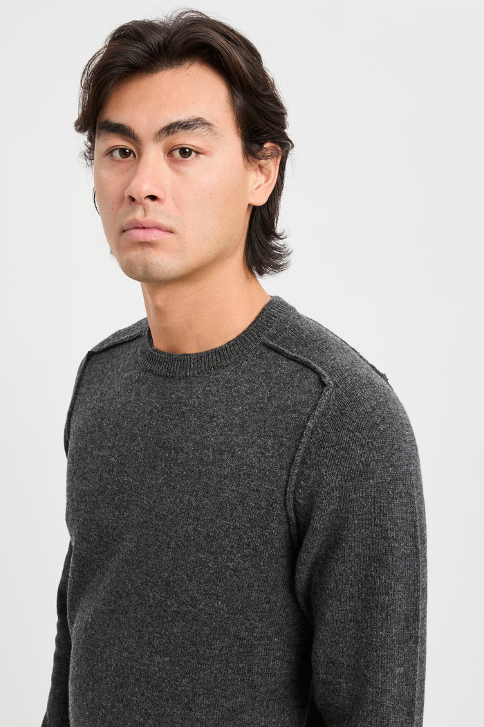 crew-neck-sweater-with-raised-stitching-6