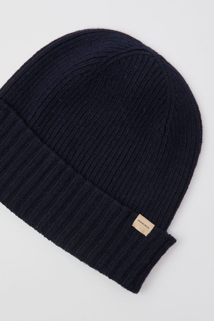 set-regalo-con-berretto-e-sciarpa-in-misto-lana-2